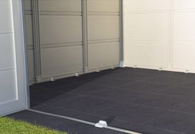 Dalle pour abri de jardin PVC 4,9m² montée