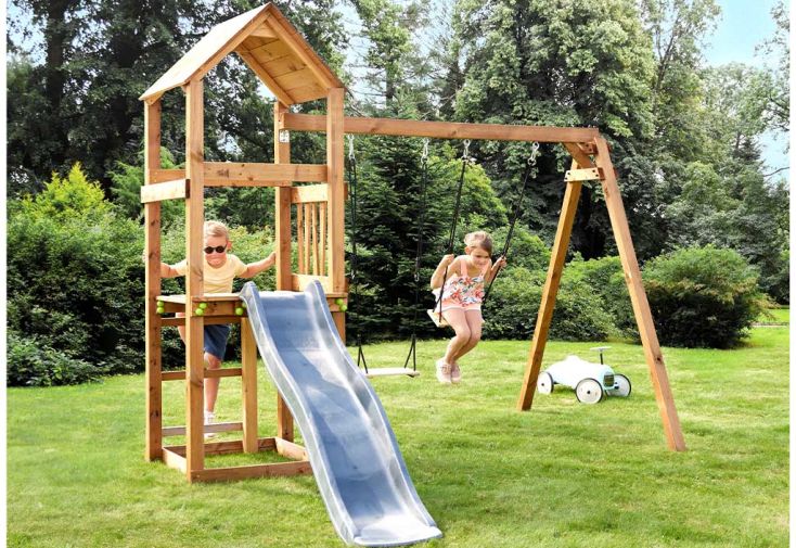 Aire de jeux en bois Soulet avec balançoires et toboggan – Nouméa